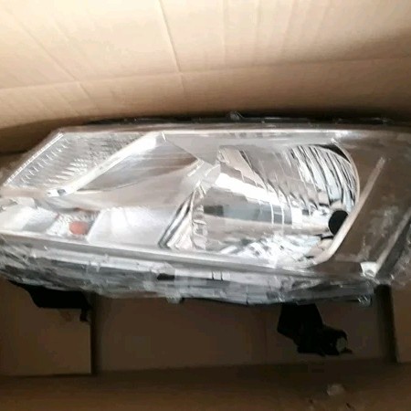 Jual Cod Toyota Hiace Premio Lampu Besar Depan Headlamp Satuan Kode