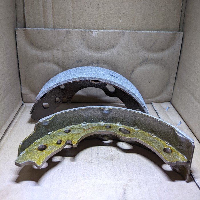 Jual Kampas Handrem Canter Nkr Elf Dyna Dutro Kgw K682 Hand Brake Shoe
