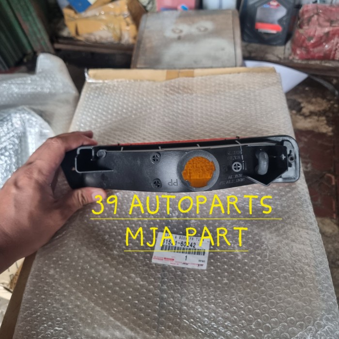 Jual Lampu Sen Sein Bumper Bemper Depan Land Cruiser Vx Vxr Lc Original Terlaris Shopee