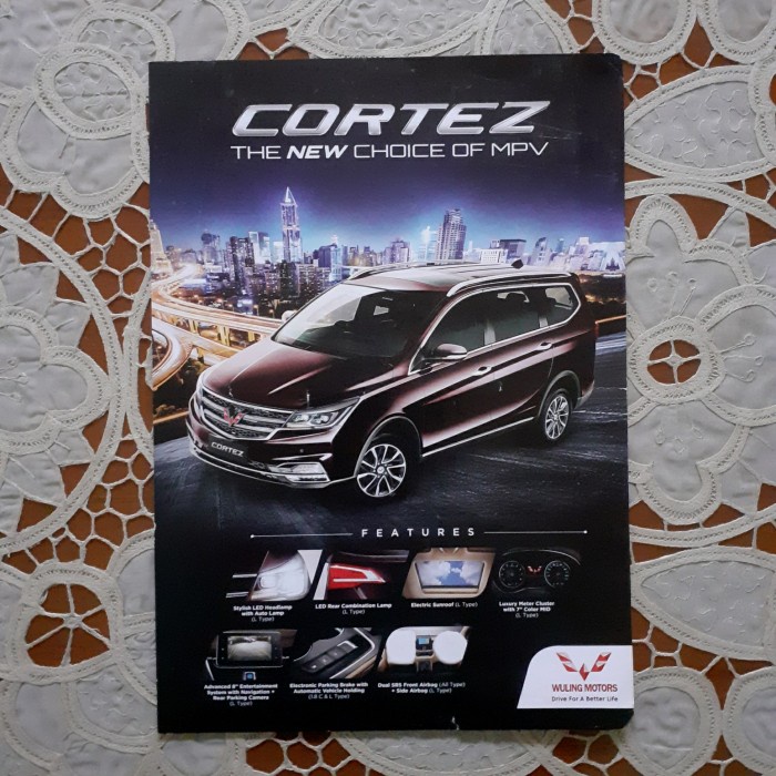 Jual Brosur mobil Wuling Cortez (kurang mulus) | Shopee Indonesia