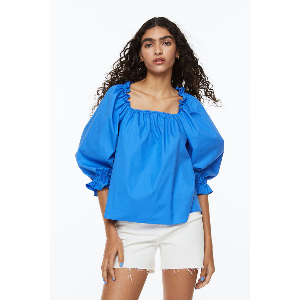 H&M Wanita Frill-trimmed cotton blouse