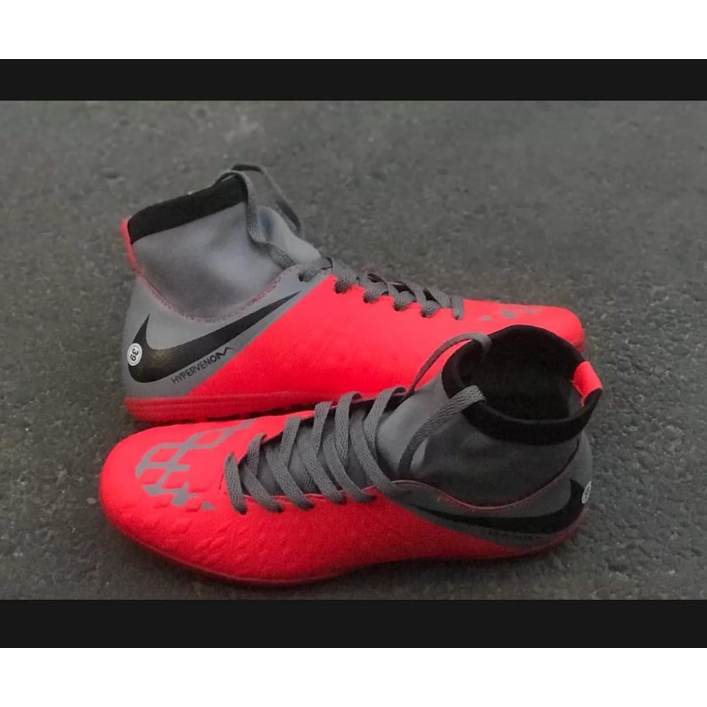 Sepatu futsal outlet nike hypervenom merah