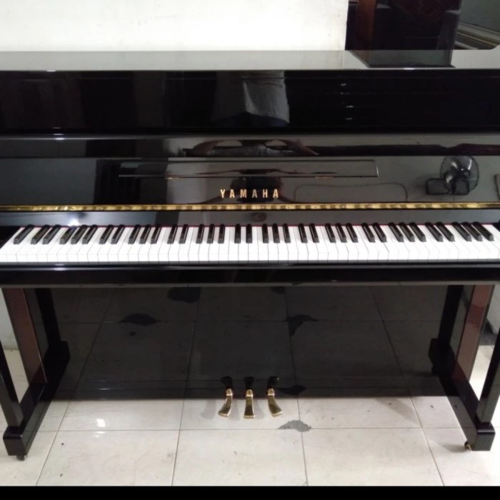 Jual Piano akustik Yamaha JX113 Tpe kondisi normal LIKE NEW BEKAS MEDAN