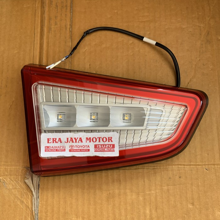 Jual Cod Reflektor Lampu Pintu Bagasi Belakang Kiri Ayla Original Kode Shopee Indonesia