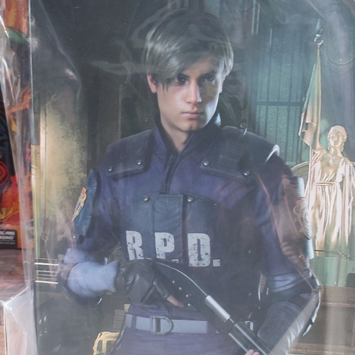 Jual New Dam Toys 1/6 Resident Evil 2 Leon Rpd Classic Version Terbatas ...