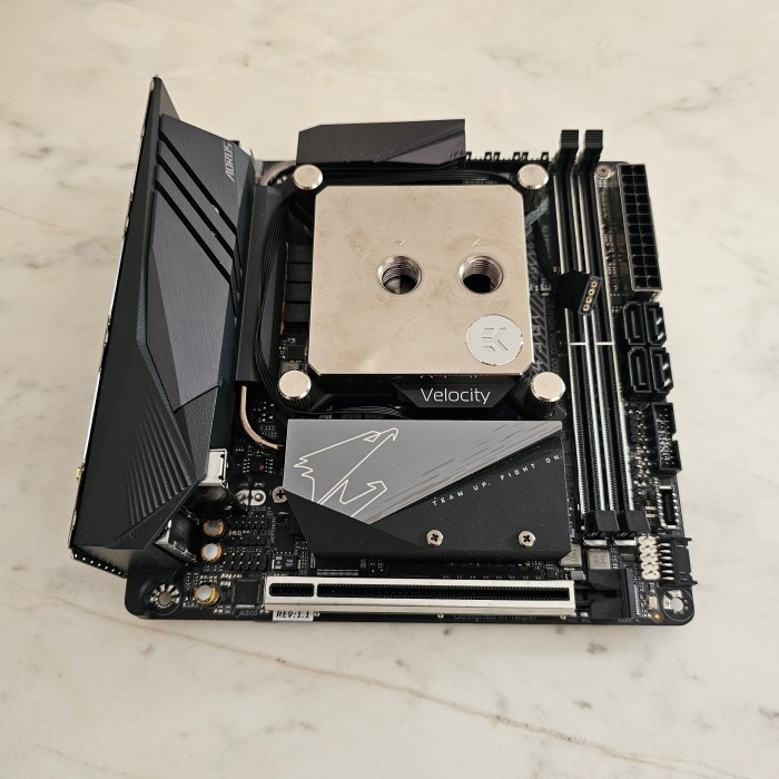 Jual GIGABYTE Z490I AORUS ULTRA MINIITX GAMING MOTHERBOARD INTEL LGA 1200 TERMURAH Shopee
