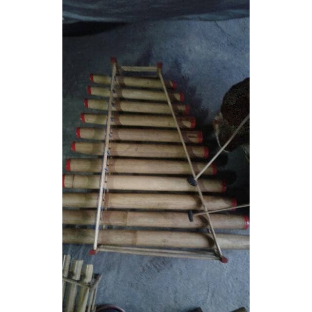 Jual NEW Rindik bambu alat musik tradisional Bali 85 x 40 cm | Shopee ...