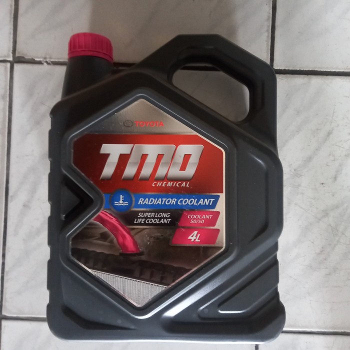 Jual Air Radiator Tmo Coolant Toyota Super Long Life Merah Pink 4L ...