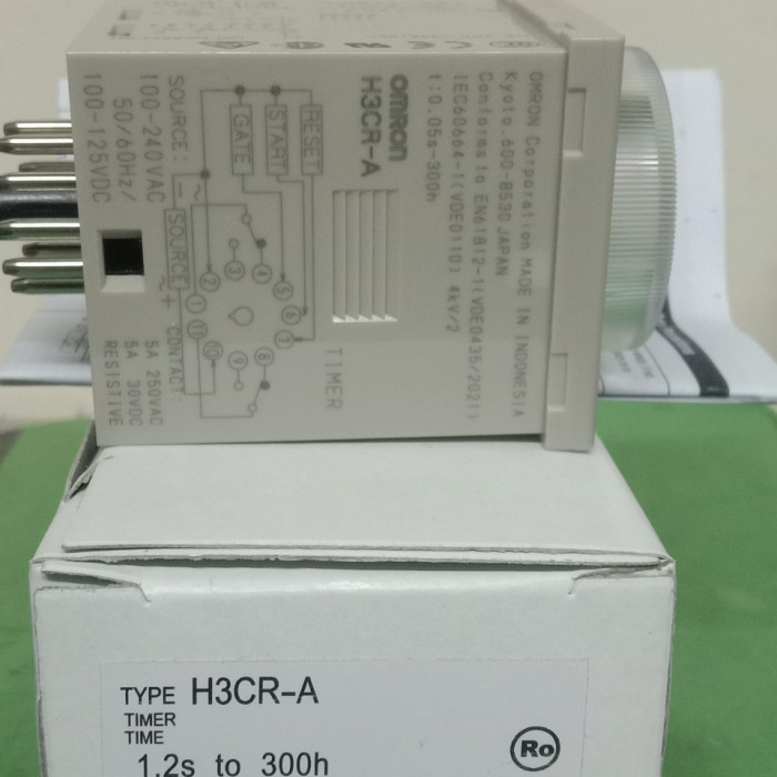 Timer Omron H3CR-A 100-240Vac Nuovo Modulo PLC Industriale Spedizione Rapida