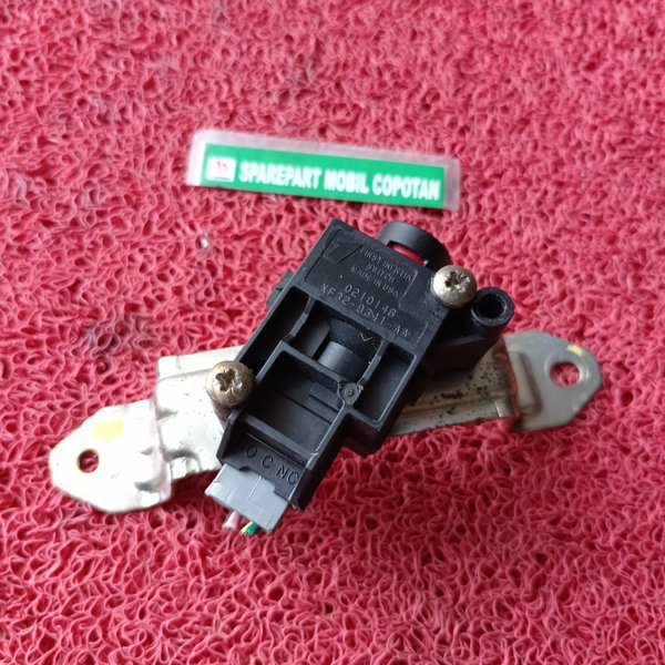 Jual First Inertia Switch Ford Escape Gen 1 V6 Xlt Original Copotan