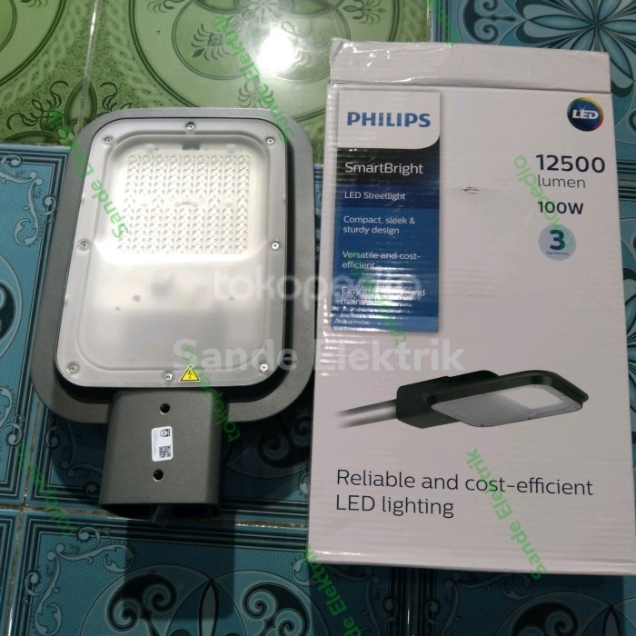 Jual Philips Lampu Jalan Pju Brp131 Led100 Cw 100w Cool White Shopee