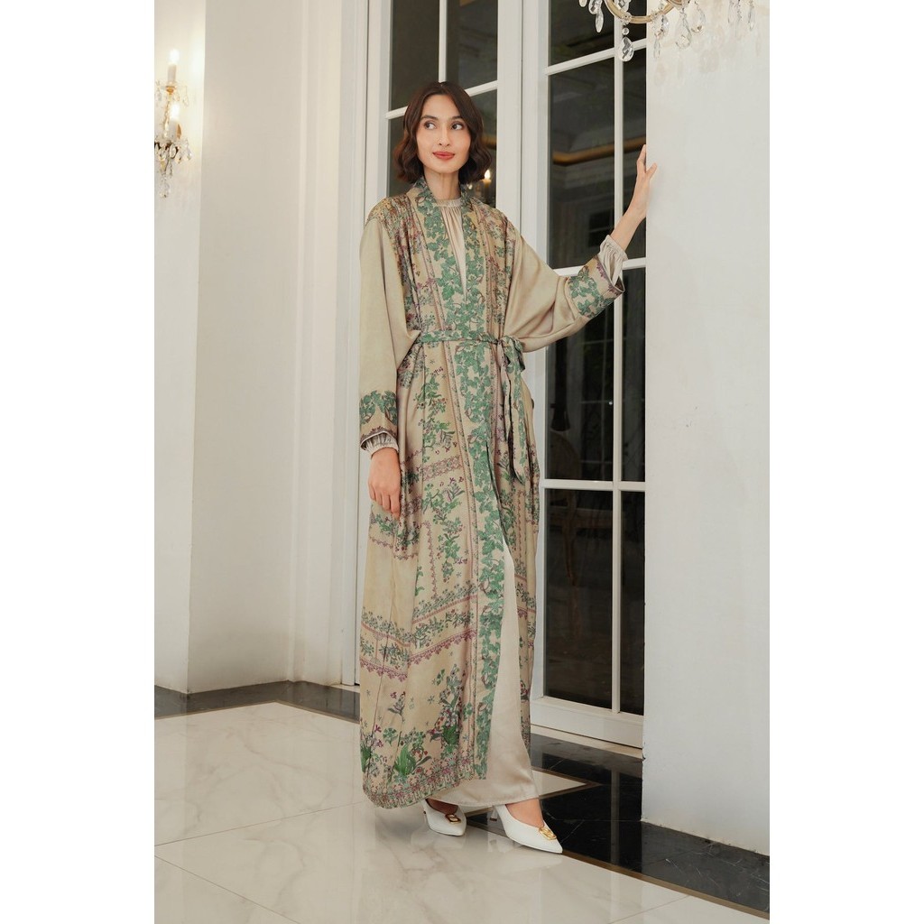 Serenity Soiree Square Outer - Emerald main image 0