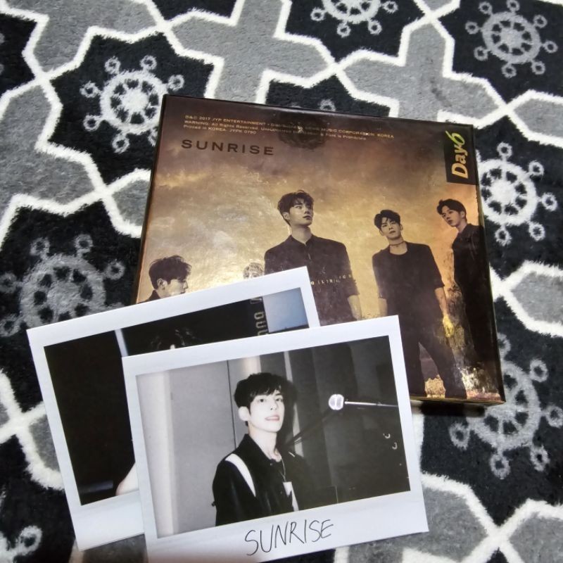 Jual DAY6 OFFICIAL ALBUM MOONRISE & SUNRISE | Shopee Indonesia