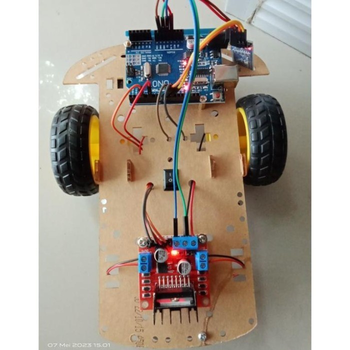 Jual Robot Mobile Remote smart car 2 wd Bluetooth arduino | Shopee ...