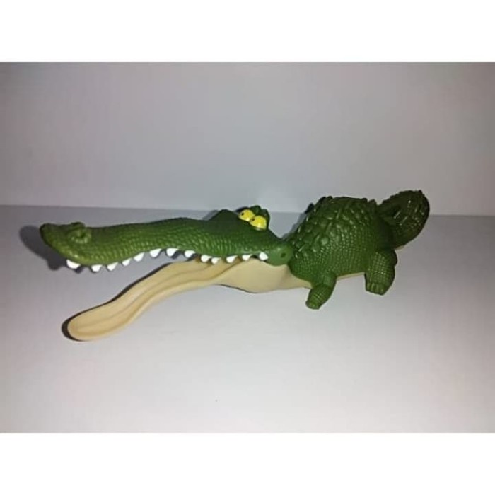 Jual derick croc the secret life of pets happy meal