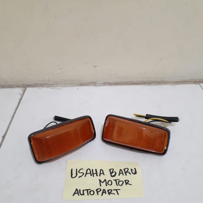 Jual Lampu Sen Sein Samping Set Fender Side Lamp Suzuki Forsa Kode Ku Shopee Indonesia