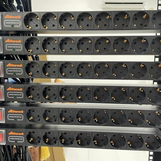 Jual P08G Pdu Kitarack 8 Socket 16A Germany Outlet Stop Kontak Rack ...