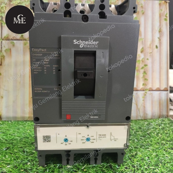 Jual MCCB Breaker Schneider CVS400F 3P 400A LV540306 TM400D 3Pole CVS ...