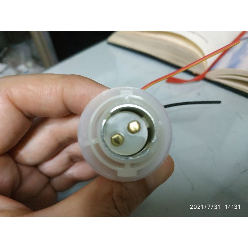 Jual SOCKET/FITTING LAMPU REM KAKI 2 PLASTIK TAIWAN | Shopee Indonesia