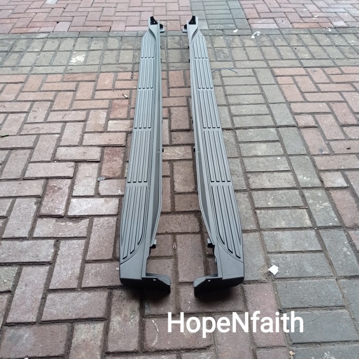 Jual RUNNING BOARD INNOVA ZENIX/FOOTSTEP INNOVA ZENIX BLACK/FOOT STEP ...