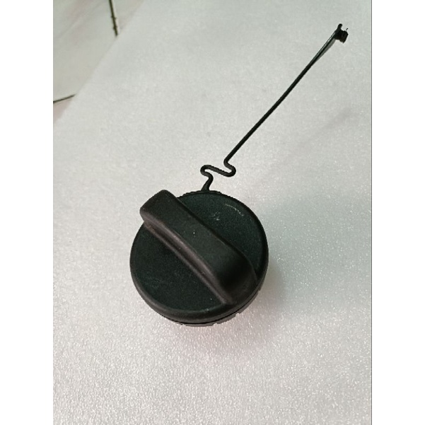 Jual Tutup Tangki Bensin Solar Innova Fortuner Hilux Original | Shopee ...