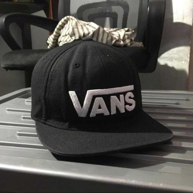 Harga snapback shop vans original