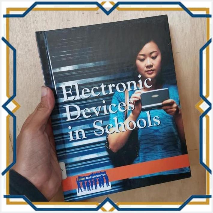 Jual BUKU IMPORT ELECTRONIC DEVICES IN SCHOOLS | Shopee Indonesia