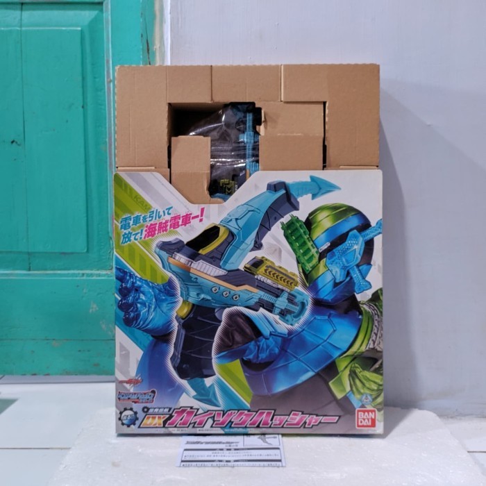 Jual [OMG] DX Kamen Rider Build Kaizoku Hassyar FullBottle Cross-z ...
