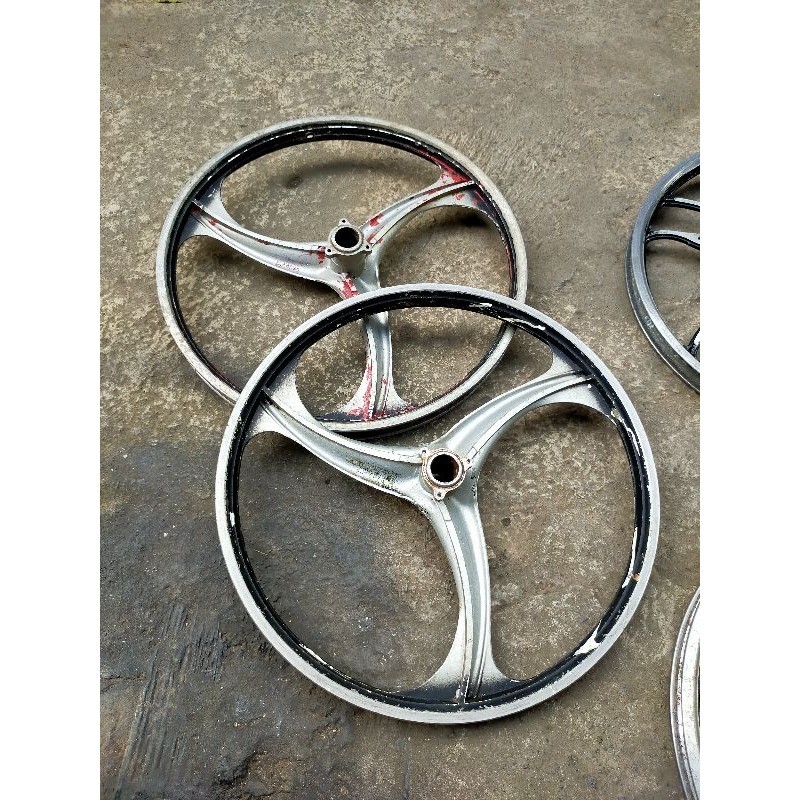 Jual Harga Satuan 1 Pcs Depan Belakang Velg Velk Pelk Pelek Racing ...