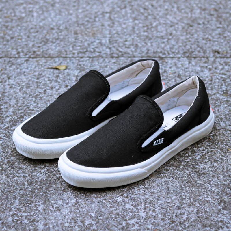 Jual ⭐⭐⭐⭐⭐ Sepatu Slip On Pria Sepatu Santai Vans Slip On Og Blackout