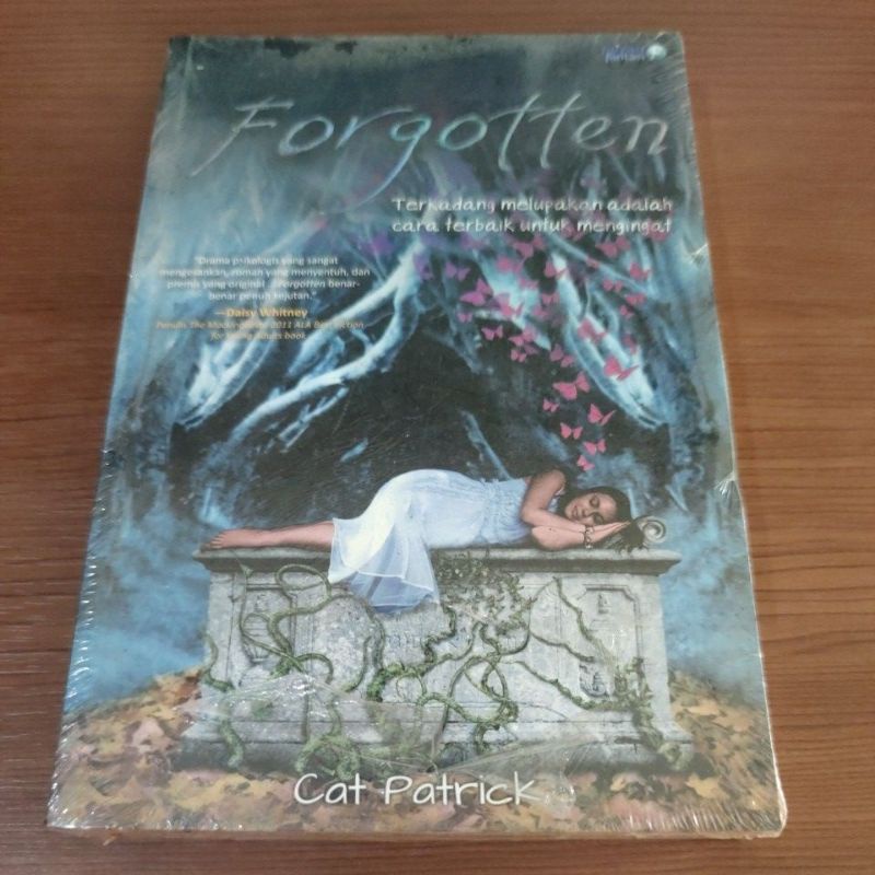 Jual BARU ORIGINAL - Buku Novel Forgotten - Cat Patrick | Shopee Indonesia