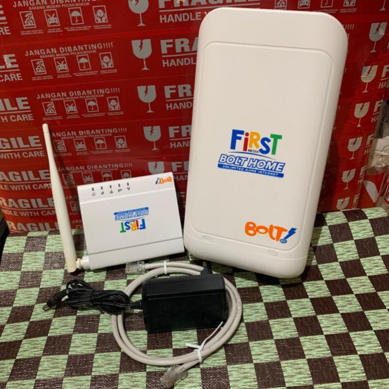Jual TITAN WIFI HOME BOLT ROUTER BL401 & BL400 UNLOCK 4G T-Sel Byu ...