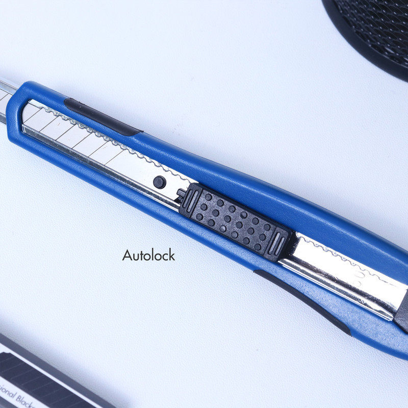 Bantex Cutter Pemotong Kertas Pisau Baja SK5 AutoLock Ukuran Kecil BD5101 (3)