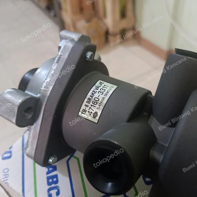 Jual S4716-3311 Brake Valve Foot Brake Pedal Rem Hino Lohan 500 Fm260Ti ...