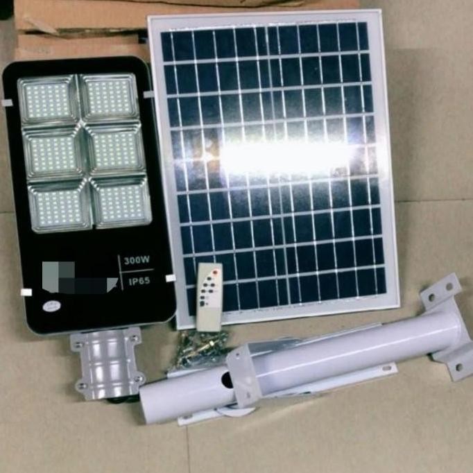 Jual lampu jalan pju panel surya 800w 800 w 2in1 tanpa sensor gerak ...