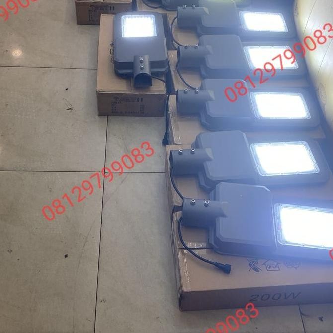 Jual lampu jalan led pjuts panel surya solar 2in1 100 200 300 400 500 ...