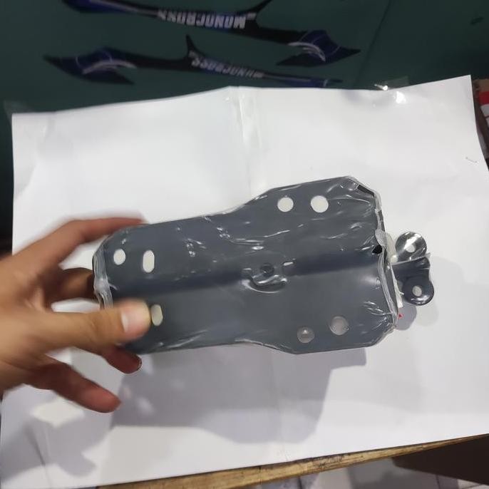 Jual Braket Polytron Fox R/S 2024 Givi SRT Special Rack Tech | Shopee ...