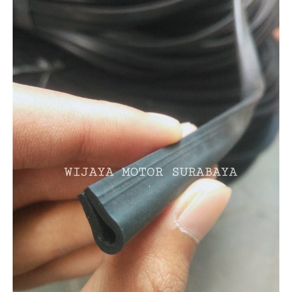 Jual Karet List Jepit U uk. 1.2 CM . Karet list Helm. Karet list Jok