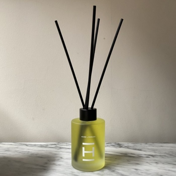 Jual Home of Humans Diffuser, A Much Better Living Room | Shopee Indonesia