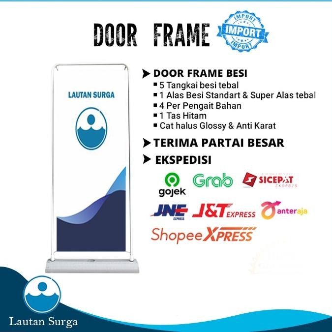 Doorframe banner stand