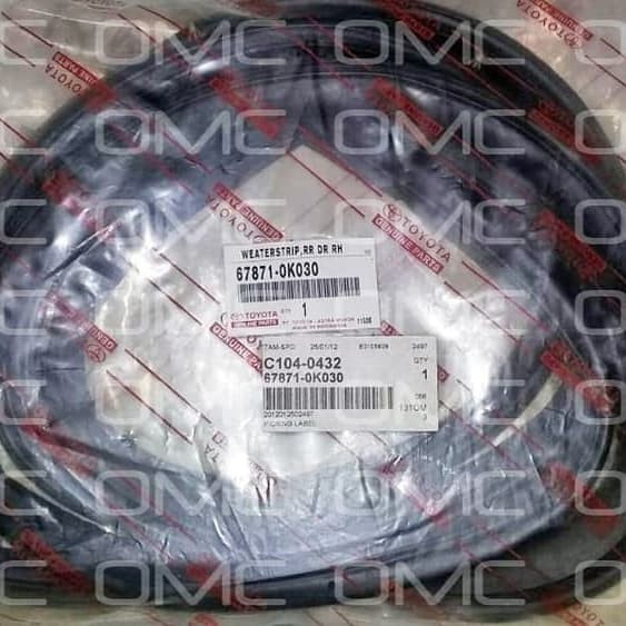 Jual Terbaru Karet Pintu Karet Yang Nempel Di Pintu Innova Inova Satuan ...
