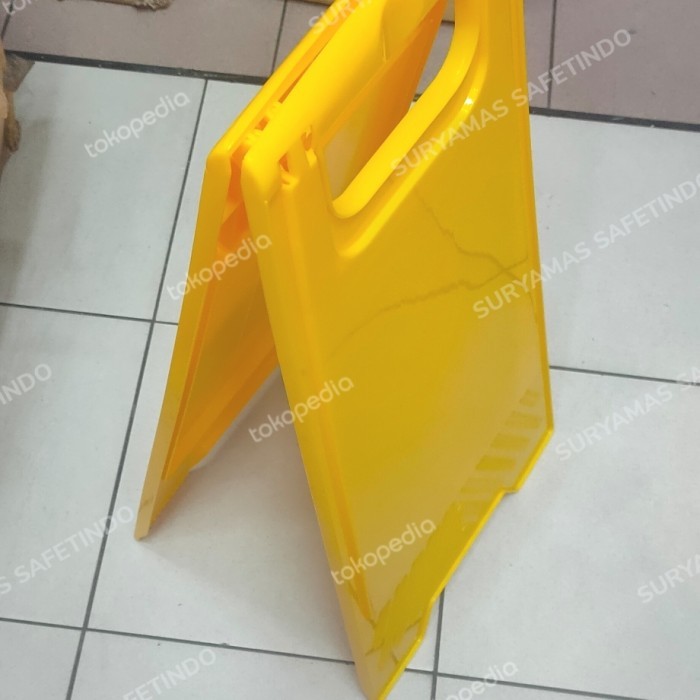 Jual TERBARU PAPAN RAMBU POLOS/FLOOR SIGN POLOS/PAPAN CLEANING SERVICE ...