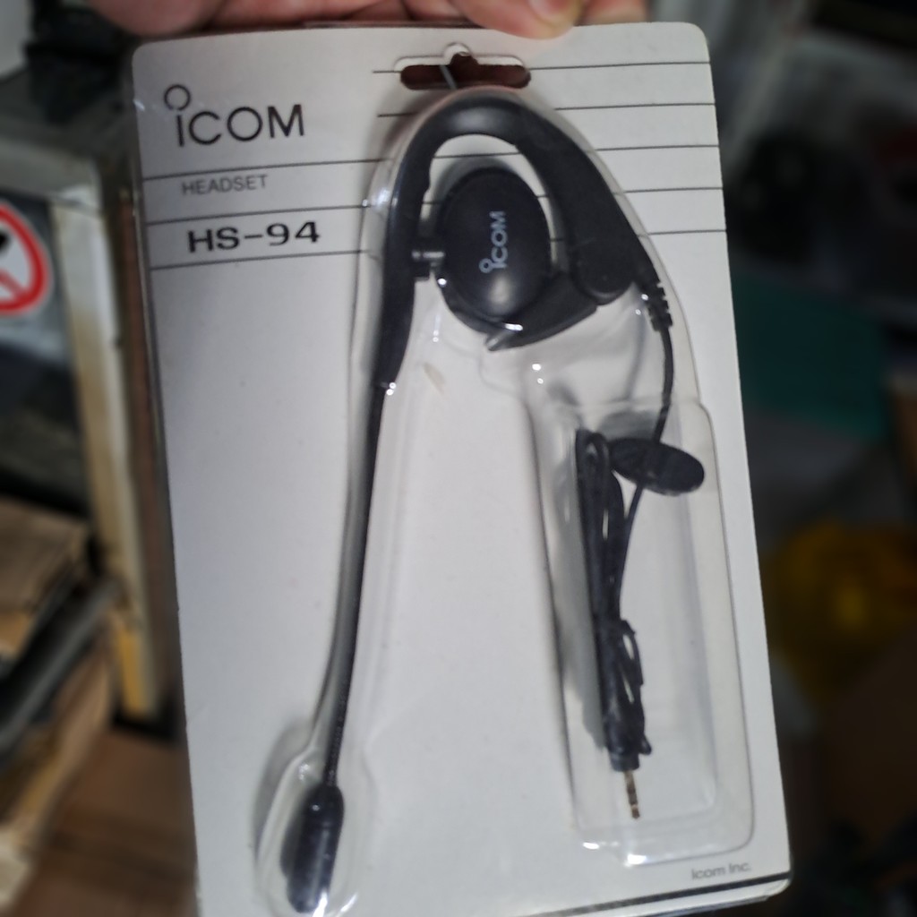 Jual PTT Icom V80 Hand set Ht Icom V8 Ear set Alinco Dj 196 Head set ...