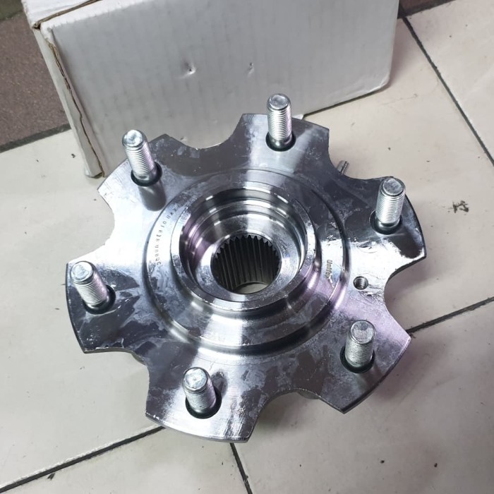 Jual Lahar Roda Depan Bearing Mitsubishi Pajero Cbu V78 | Shopee Indonesia