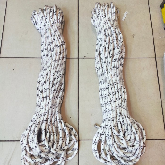 Boulons à oeil M10 x 100 mm Vis à Anneau M10 avec filetage métrique en
