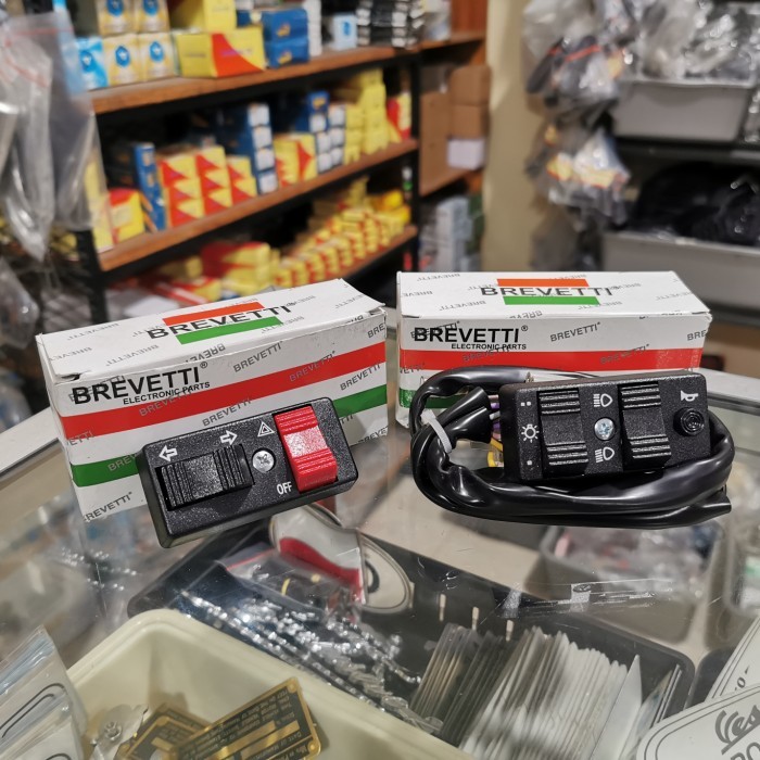 Jual Saklar lampu set sein hazard original brevetti vespa PXE Excel ...