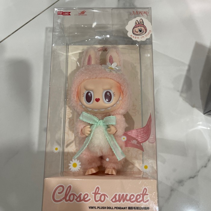 Jual Popmart Labubu Close to Sweet Vinyl Plush Doll Pendant | Shopee ...