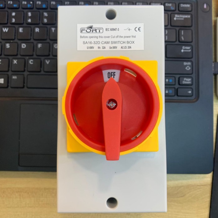 Jual Cam Switch With Box 3 Phase On Off 25A 32A | Shopee Indonesia