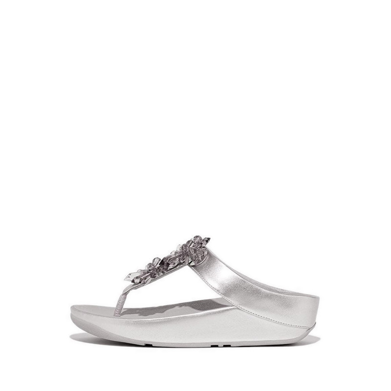 Jual Fitflop Rumba Starburst-Bead Metallic Toe-Post Sandals - Silver ...