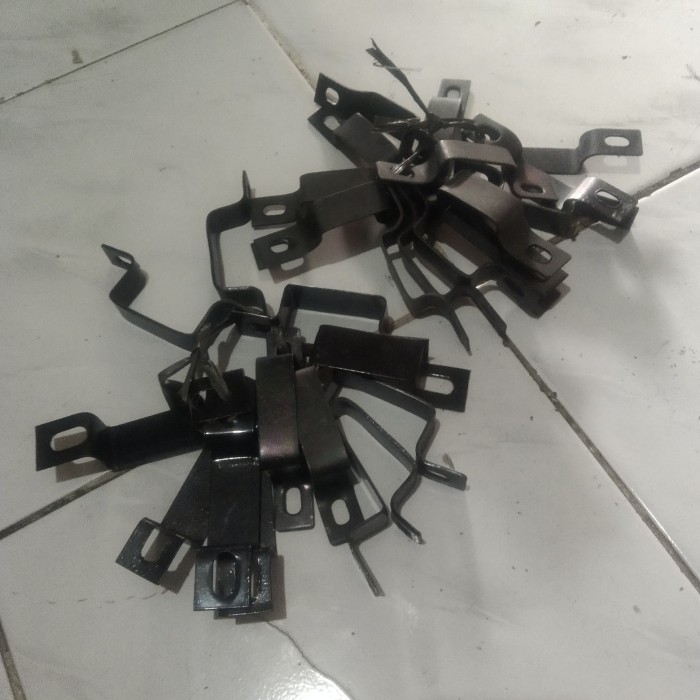 Jual BREKET ROOF RACK BAGASI ATAS MOBIL MERK FOKSO HUMMER TRD SPORTIVO ...